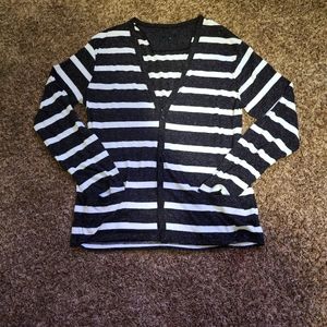 NWOT-25Men Stripped Cardigan